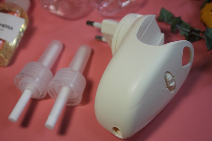 거실방향제 하나 바꿨을뿐인데 이럴수가 왈트 디퓨저 플러그 관련 이미지 9