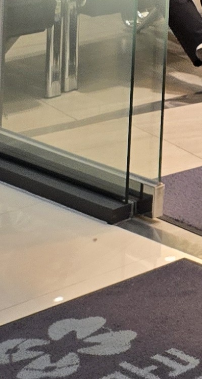 치아 발치 후 임플란트 언제부터 준비할까 관련 이미지 44