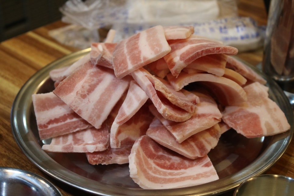 수원 호매실 맛집 줄서 먹는 이유가 있는 솔이네 칠보삼겹살 관련 이미지 17