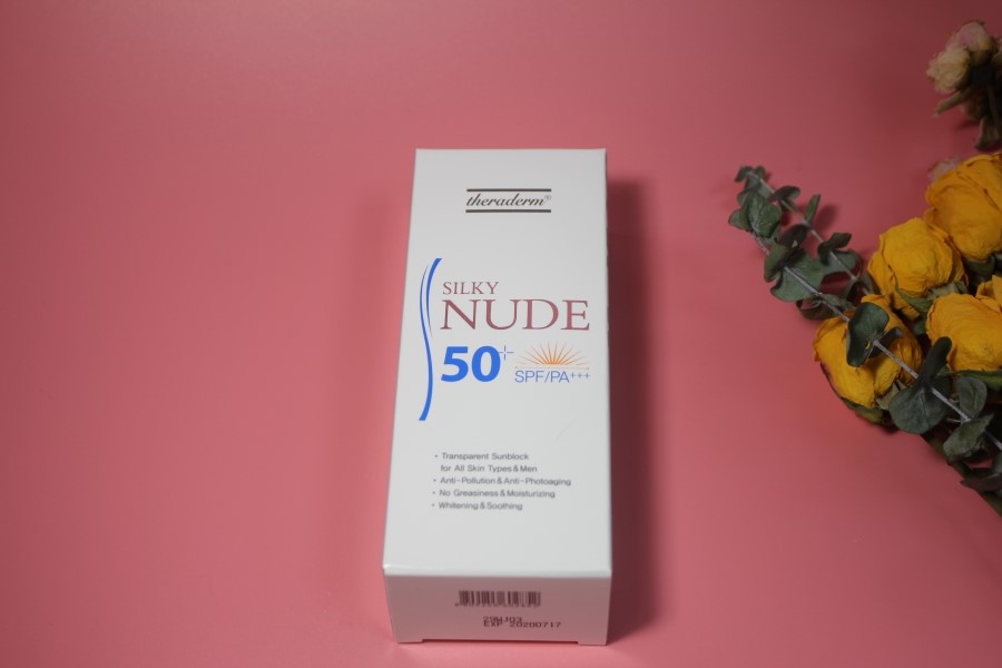 학생썬크림 자연스럽고 백탁없는 실키누드 썬블럭 관련 이미지 1