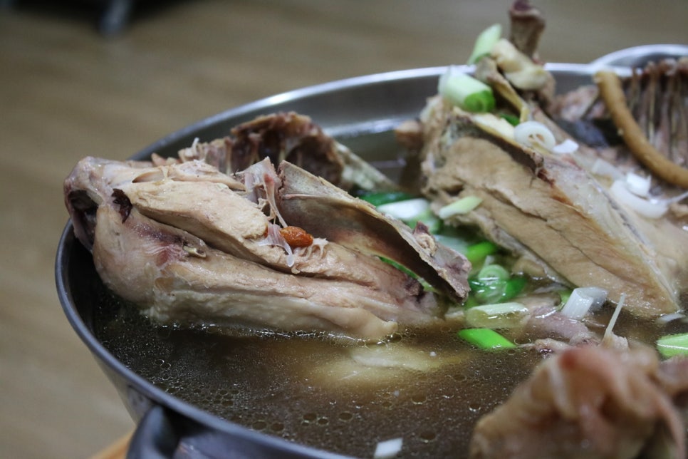 율암온천맛집 보약을 먹는 기분이 들었던 보양식 인정가마솥옻닭 관련 이미지 19