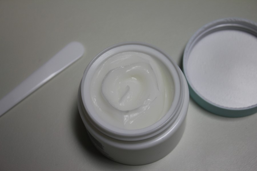 여드름에 좋은 화장품 울긋불긋한 피부는 가라 관련 이미지 11