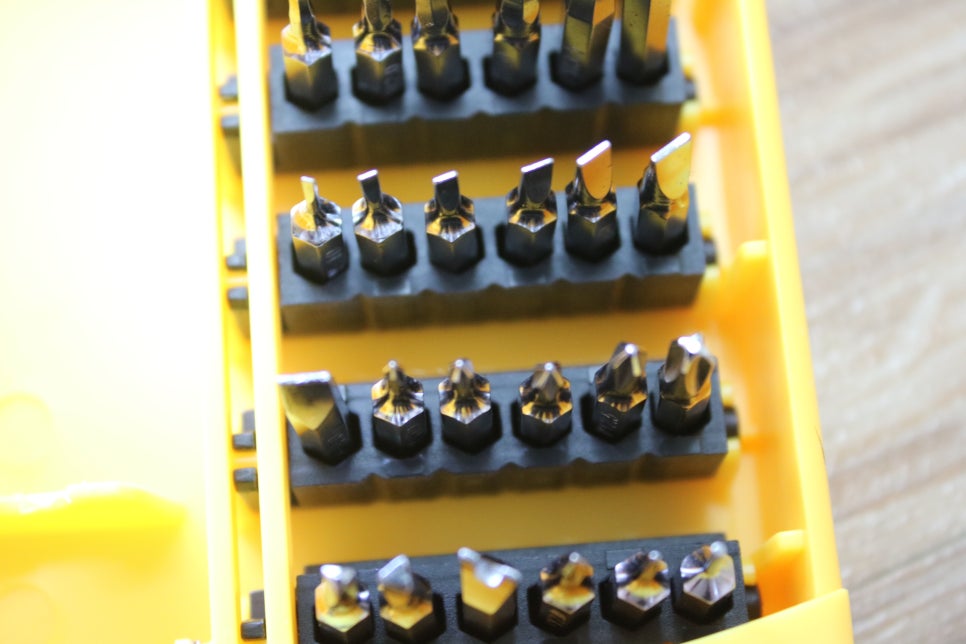 다이슨 무선청소기 냄새나서 분해청소 생각보다 쉬웠던 후기 관련 이미지 10