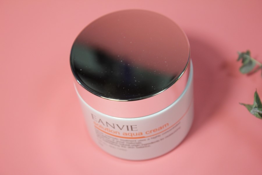 병풀추출물이 들어가 진정 보습에 좋은 엔비 솔루션 아쿠아 크림 관련 이미지 7