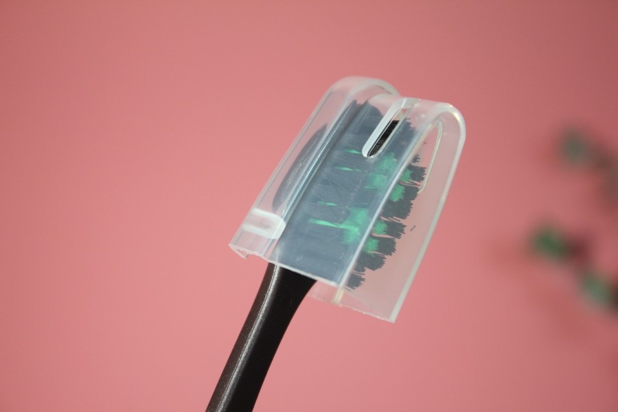 인체공학적인 그립감의 스위스 브랜드 메가스마일 칫솔 관련 이미지 23