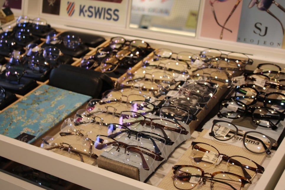 오산 안경 보는 즐거움으로 가득했던 글라스바바 관련 이미지 40