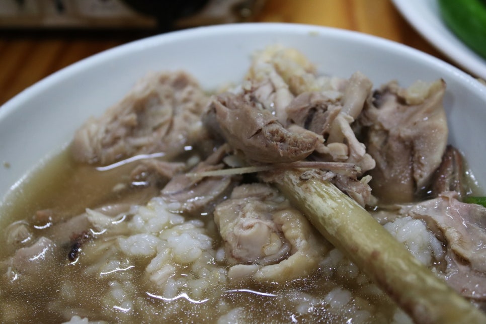 율암온천맛집 보약을 먹는 기분이 들었던 보양식 인정가마솥옻닭 관련 이미지 27