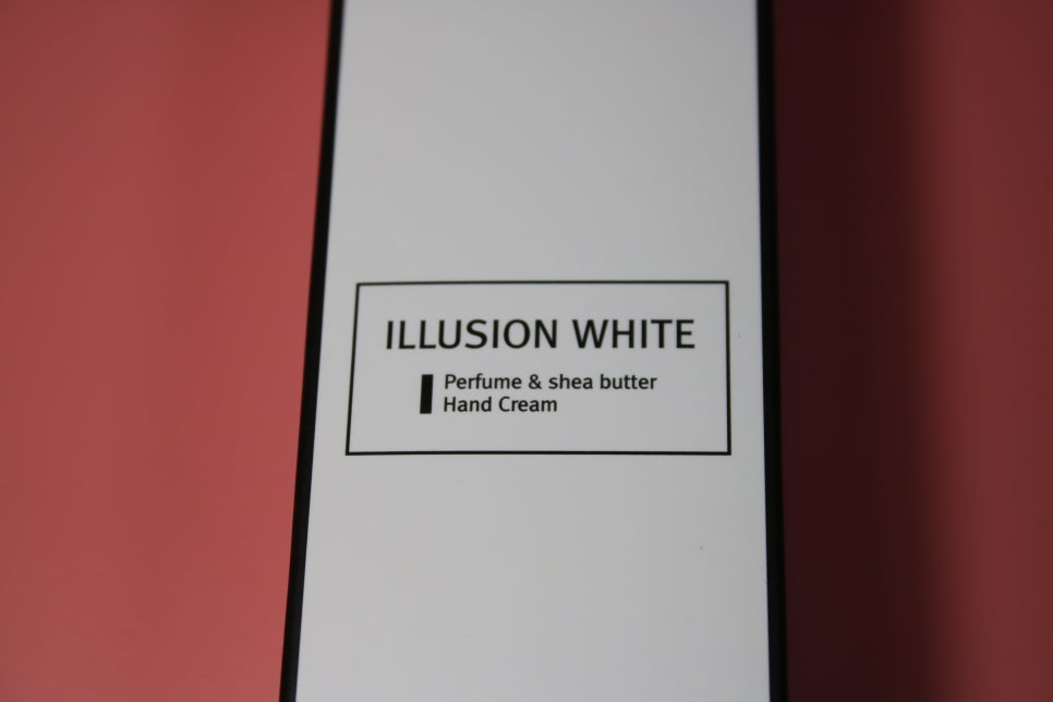 퍼퓸핸드크림 향기좋은 촉촉함을 느낄수 있는 일루션 화이트 후기! 관련 이미지 9