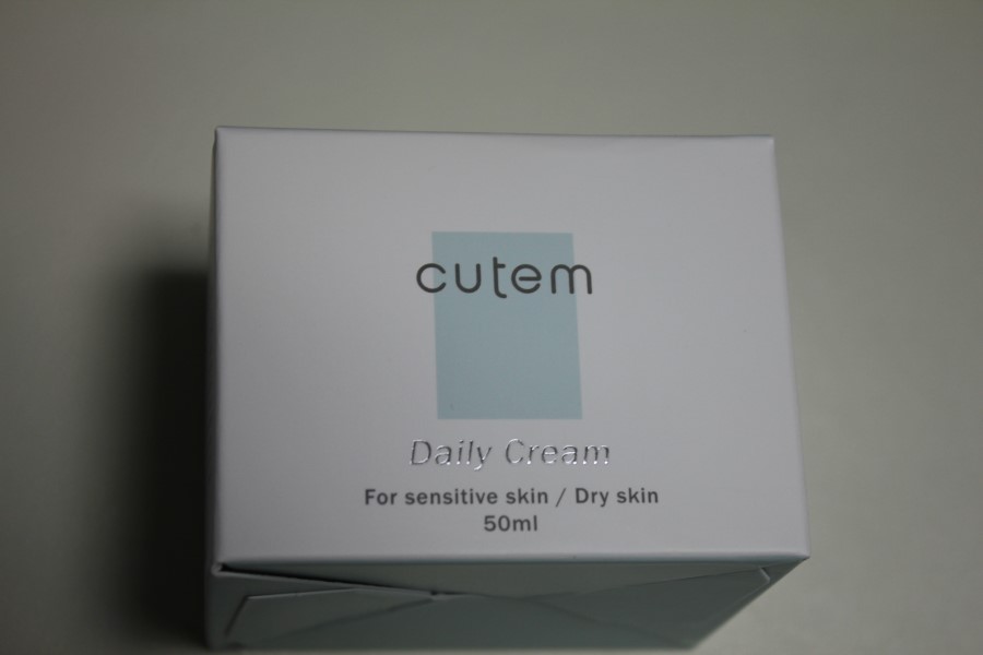 여드름에 좋은 화장품 울긋불긋한 피부는 가라 관련 이미지 1