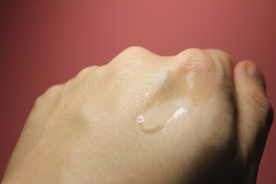 샴푸후에 간편하게 뿌려서 관리하는 두피케어제품 테라피션 헤어토닉 관련 이미지 12