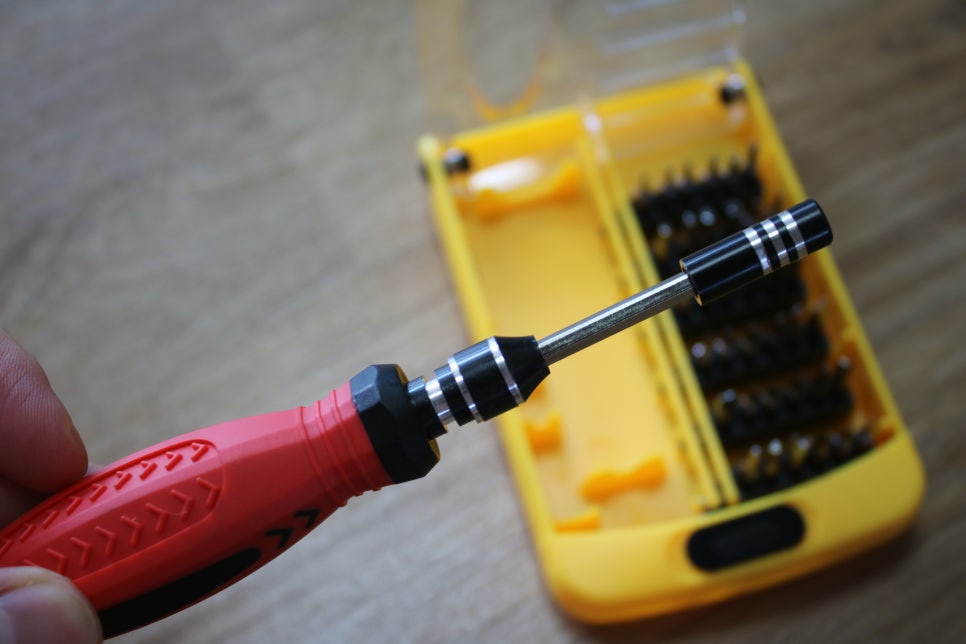 다이슨 무선청소기 냄새나서 분해청소 생각보다 쉬웠던 후기 관련 이미지 8