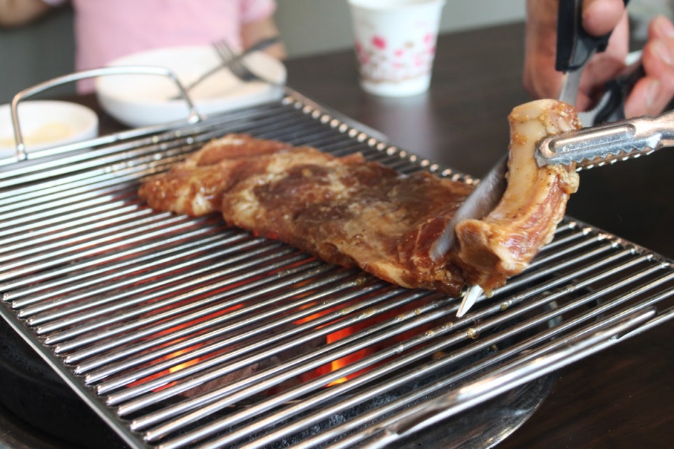 동탄 돼지갈비 맛집 냄새 맡고 그냥 지나치기 어려운 갈비꽃 관련 이미지 22