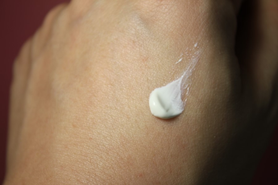 학생썬크림 자연스럽고 백탁없는 실키누드 썬블럭 관련 이미지 8