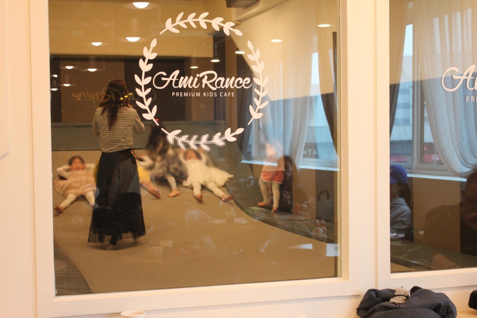 수원키즈카페 시설 깔끔하고 어린아이들도 놀기 좋은 금곡동 아미랑스 관련 이미지 8