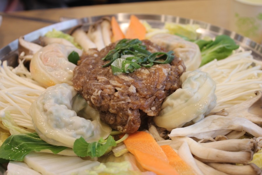 용인 가족 모임 모두가 만족스러운 식사 바른손만두 죽전점 관련 이미지 17