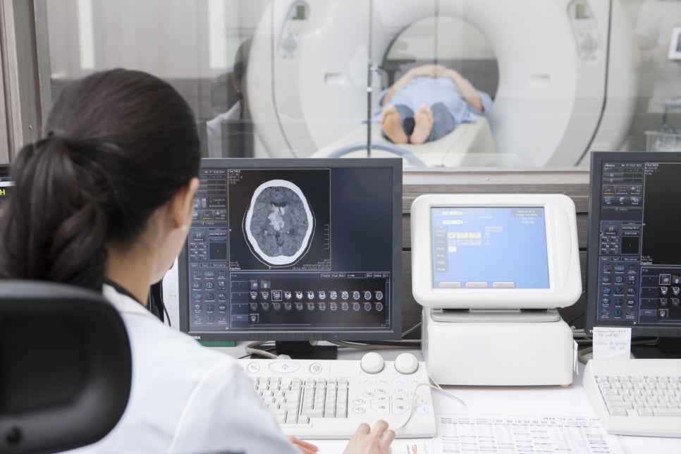 임플란트 했는데 MRI 찍어도 될까요? [에스플란트 치과병원] 관련 이미지 5