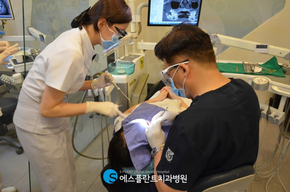압구정치과 전치부 심미보철 수복 잘하는 에스플란트치과병원 관련 이미지 4