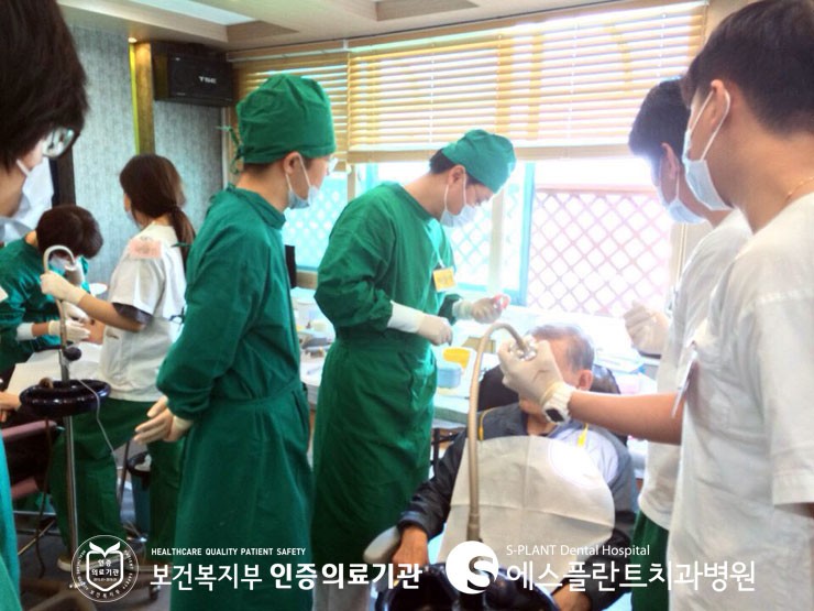 [의료봉사] 한국구라봉사회 활동으로 24년째 사랑의 인술을 베푸시는 에스플란트치과병원 백상현 원장님 관련 이미지 1