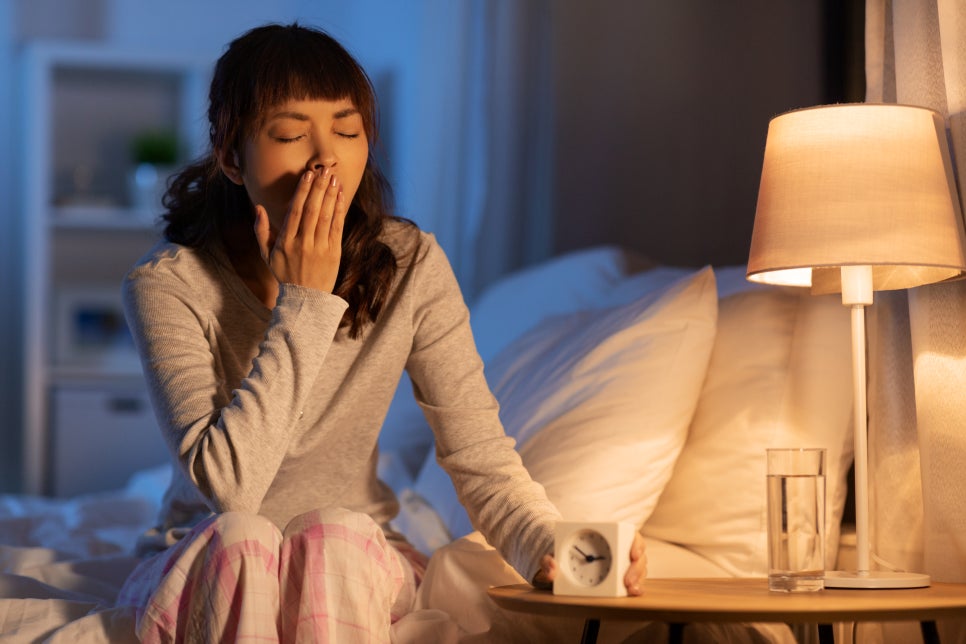술 마시고 그냥 자버렸나요? 당신의 치아에 생기는 변화 [에스플란트 치과병원] 관련 이미지 2