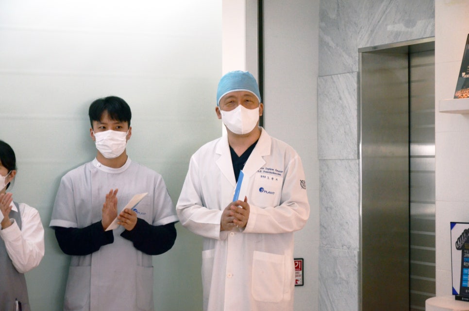 에스플란트치과병원 3월 월례조회 관련 이미지 9