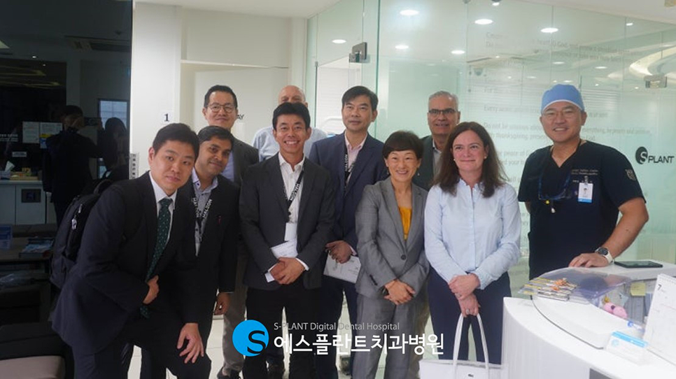 Oral Health Management and Exchange and Cooperation on the Latest Dental Technologies Through a Visit from GSK Korea to S-Plant Dental Hospital image 4