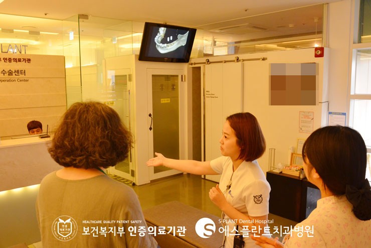[에스플란트 치과병원] 한양여자대학 치위생과 황윤숙 교수님께서 본원 에 방문하셨습니다. 관련 이미지 5