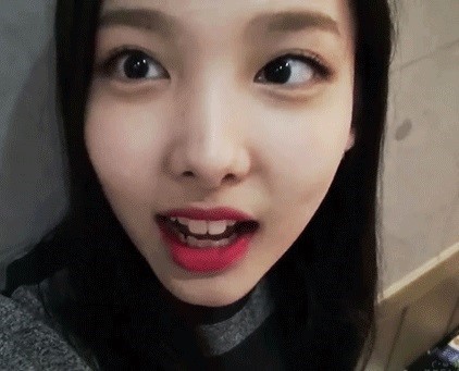 앞니 임플란트 진행 시 가장 중요한 것은? [에스플란트 치과병원] 관련 이미지 1
