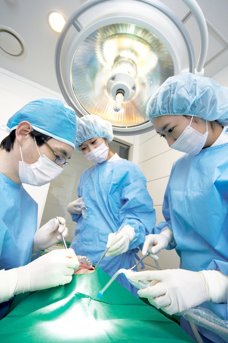 기능성은 기본, 심미성까지 놓쳐서는 안되는 임플란트 [에스플란트 치과병원] 관련 이미지 5
