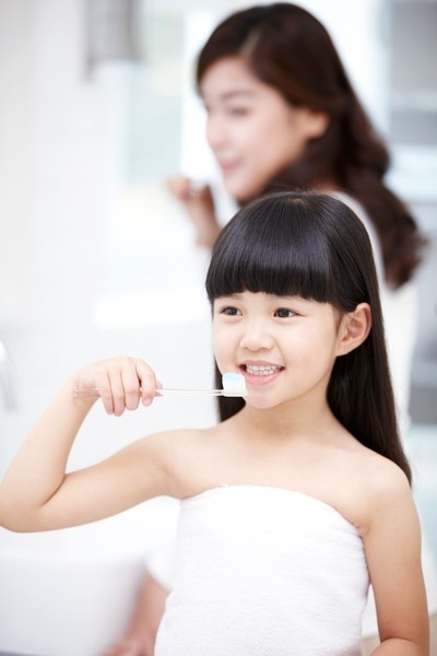 [스케일링 효과] 에스플란트치과병원에서 주기적인 스케일링 치료로 건 강한 치아를 만드세요! 관련 이미지 2