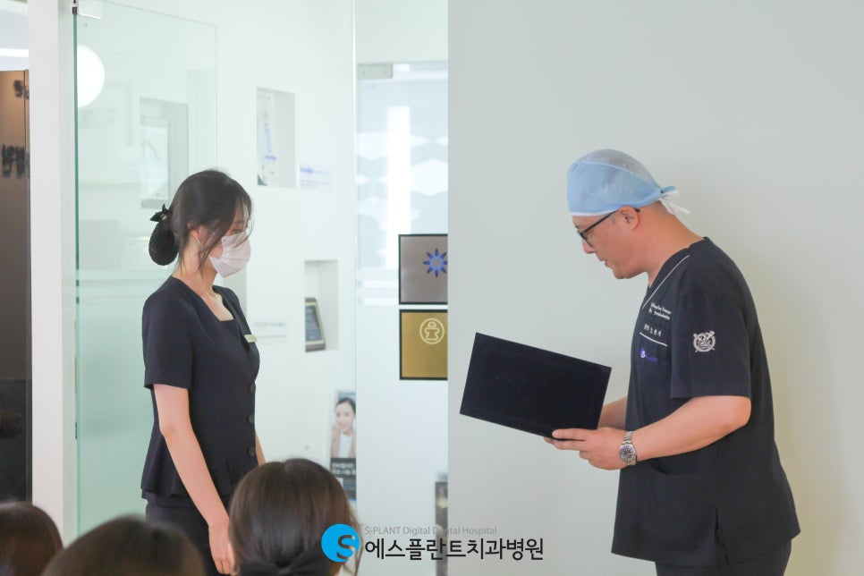 에스플란트치과병원 7월 월례조회 관련 이미지 9