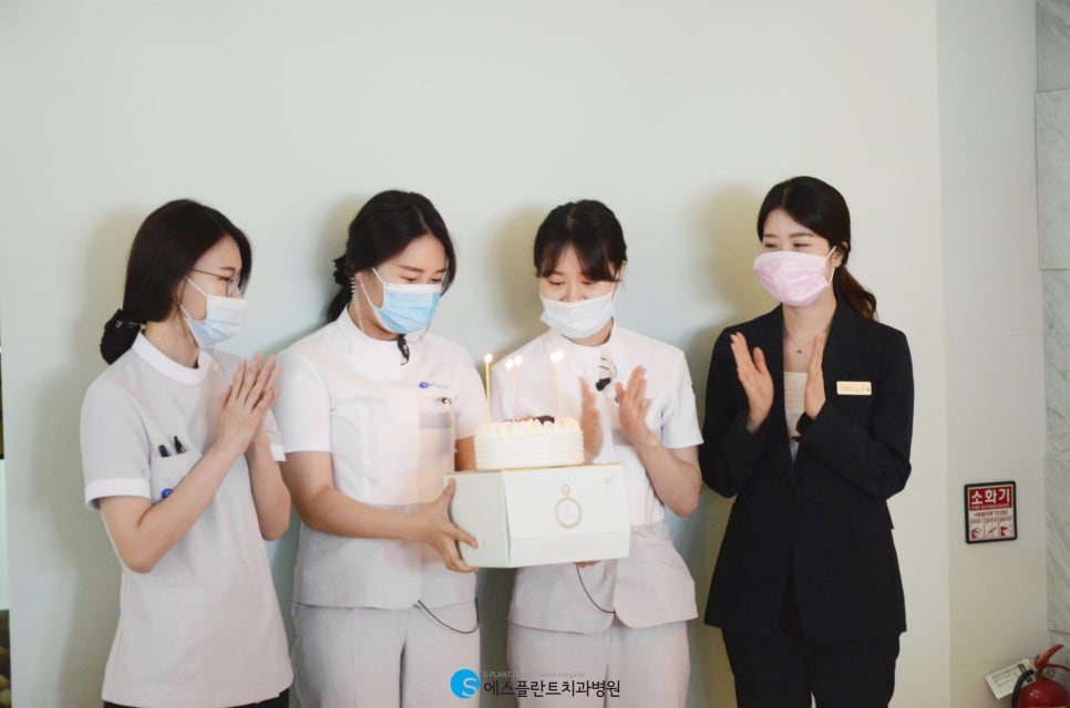 에스플란트치과병원 6월 월례조회 관련 이미지 3