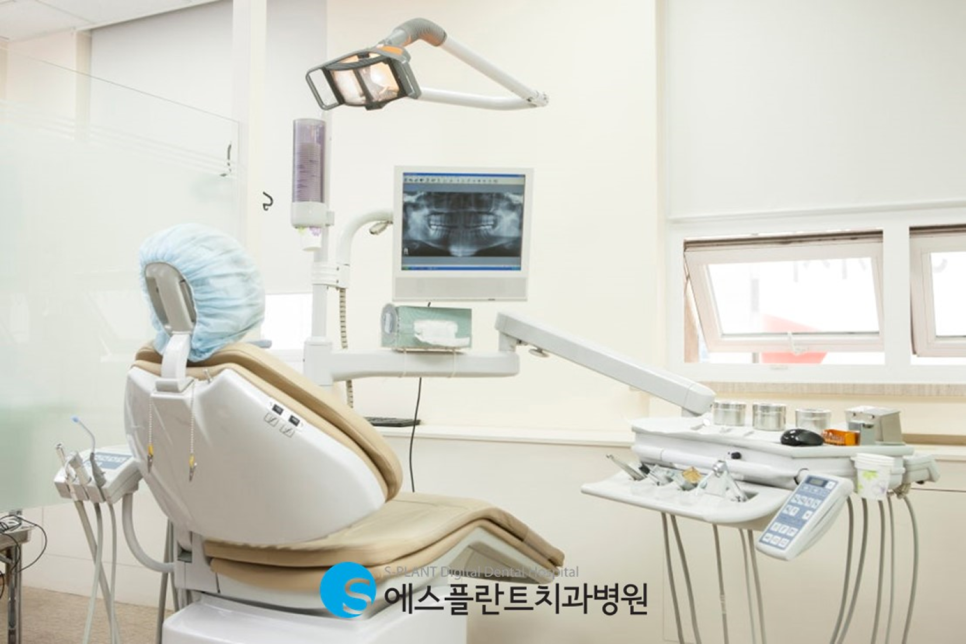 Full-Mouth Implants That Restore Lost Teeth: E-Plant Dental Hospital’s Special Solution image 2
