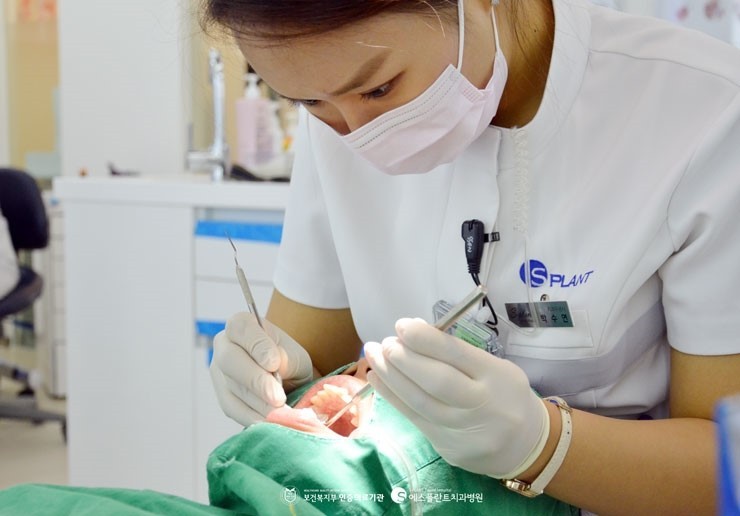 [건강보험 스케일링] 에스플란트치과병원에서 6월 안에 의료보험 스케 일링을 꼭 받으세요! 관련 이미지 2