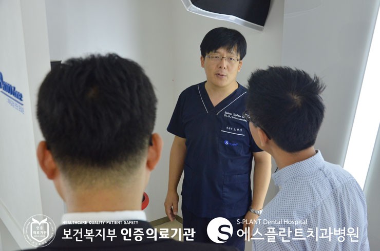 [에스플란트치과병원] 3차원 스캐너 전문 기업 메디트(MEDIT) 대표님 께서 에스플란트치과병원을 방문하셨습니다. 관련 이미지 5