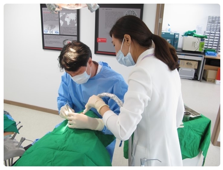 [나눔의료] 남북구강보건의료협의회 개성공업지구 구강진료 봉사활동 에 참여하였습니다. 관련 이미지 14