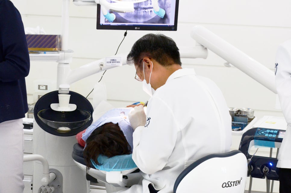 강남 실력있는 에스플란트 치과병원의 안전한 사랑니 발치 관련 이미지 8
