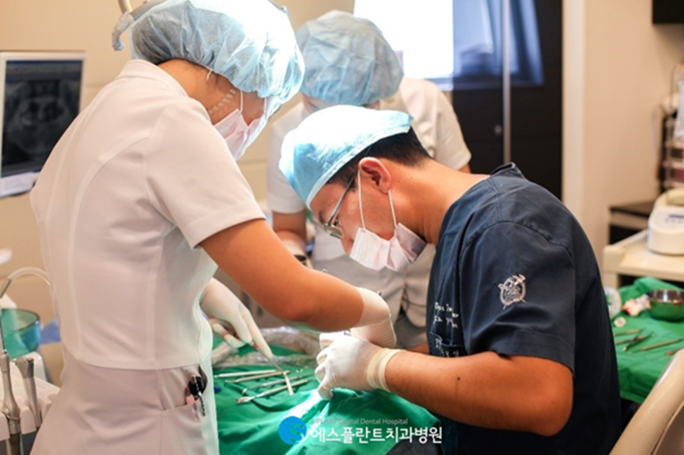 골이식을 동반한 고난이도 임플란트 시술 잘하는 치과, 에스플란트치과병원 관련 이미지 6