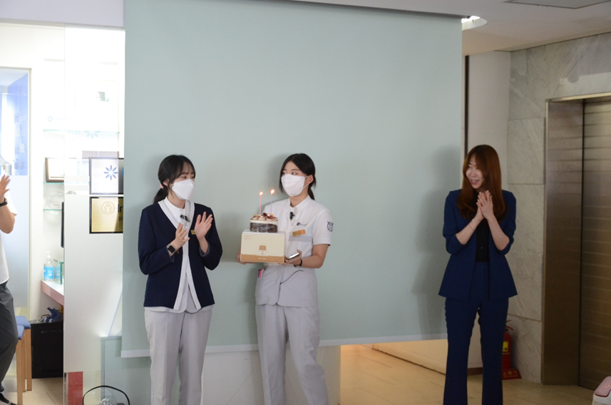 에스플란트치과병원 8월 월례조회 관련 이미지 3