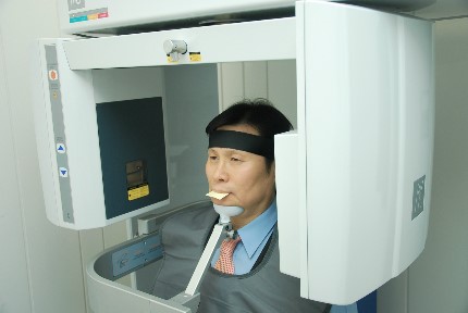 임플란트, 충치 안 생기니 관리 안 해도 된다? 관련 이미지 9