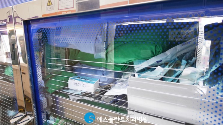 정확한 진단과 안전한 임플란트 수술+상부보철을 위한 첨단 장비 관련 이미지 10