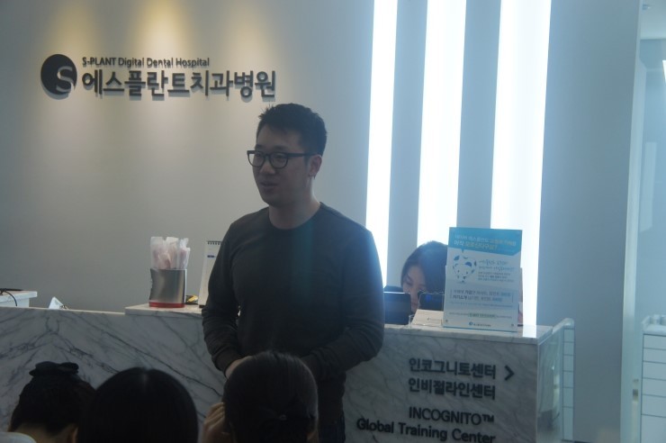 에스플란트치과병원 2월 월례조회 시간입니다~:) 관련 이미지 5