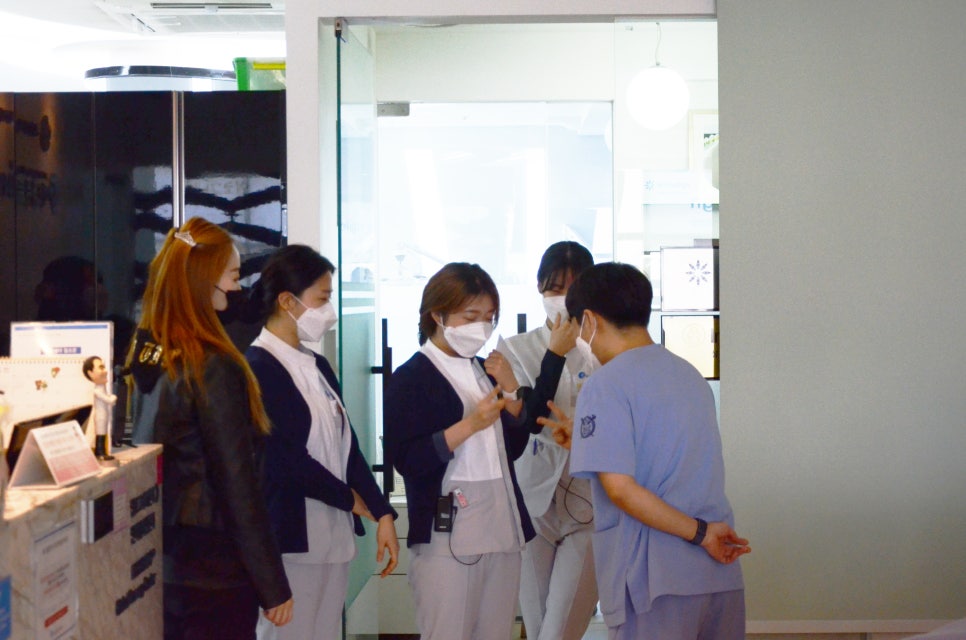 에스플란트치과병원 4월 월례조회 관련 이미지 18