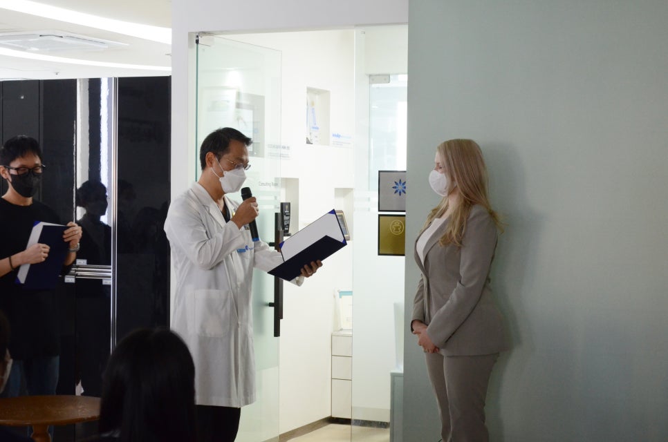 에스플란트 치과병원의 2023년 시무식 현장! 관련 이미지 8