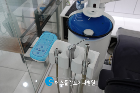 학동사거리 물이 건강한 믿을 수 있는 치과, 에스플란트치과병원의 수관 감염관리 관련 이미지 4