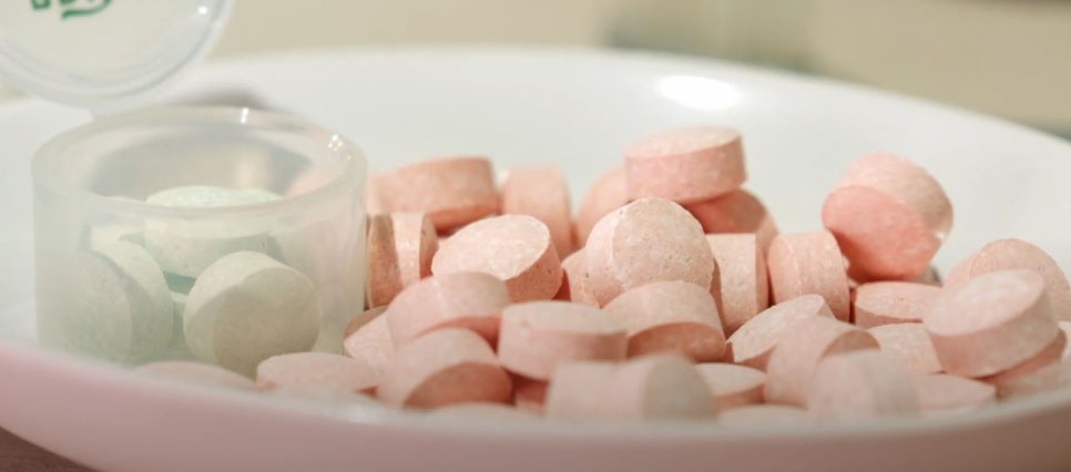 민초 치약, 고체 치약? 다양하고 재밌는 치약들 [에스플란트 치과병원] 관련 이미지 7
