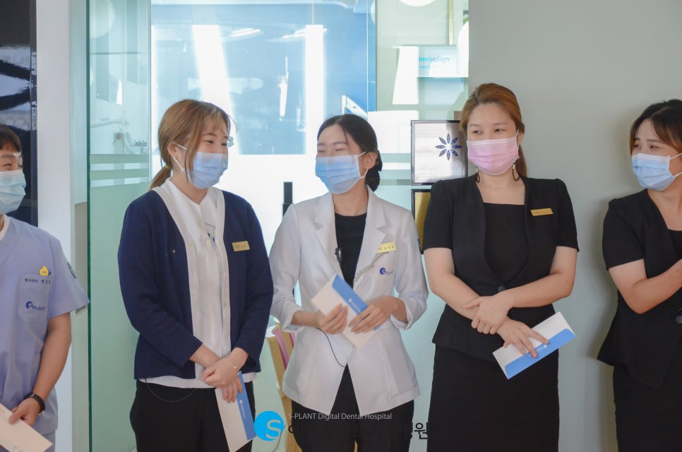 에스플란트치과병원 10월 월례조회 관련 이미지 4