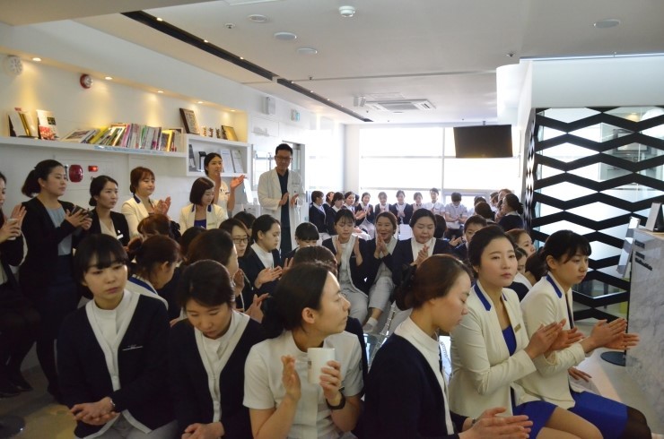 에스플란트치과병원 3월 월례조회 시간이 돌아왔습니다~:) 관련 이미지 1