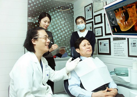 [당뇨 임플란트] 당뇨 환자도 가능한 덴탈 CT를 이 용한 아나토마지가이드 임플란트! 관련 이미지 7