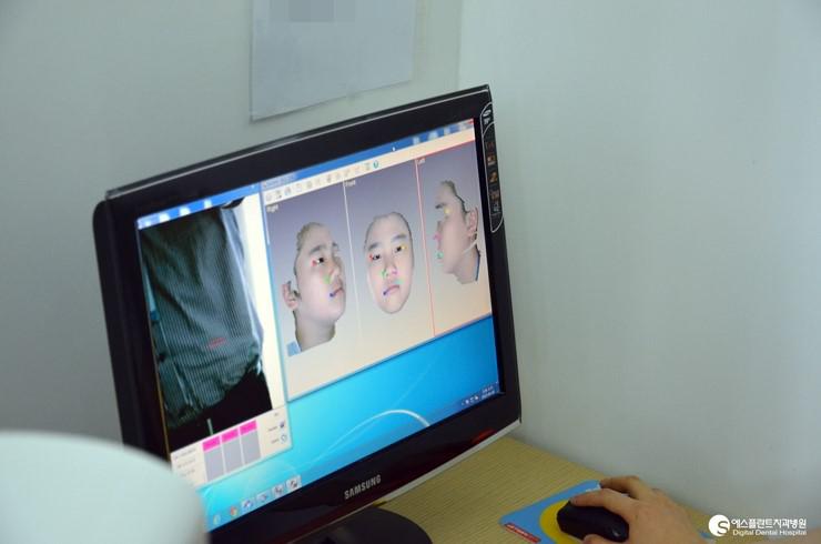 [청소년직업체험교실]에스플란트치과병원손병섭원장님께서학생들 의일일멘토가되어주셨습니다. 관련 이미지 9