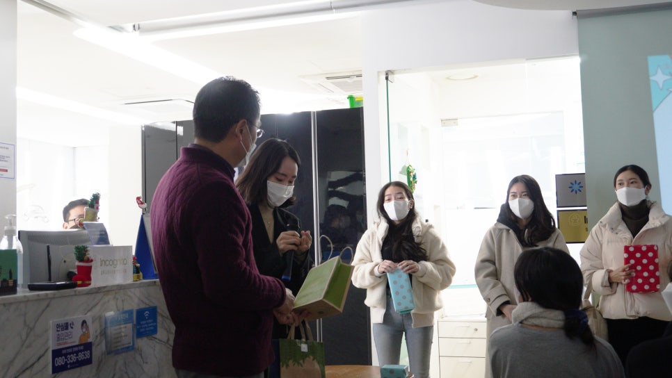 에스플란트 치과병원 2022년 종무식 관련 이미지 16